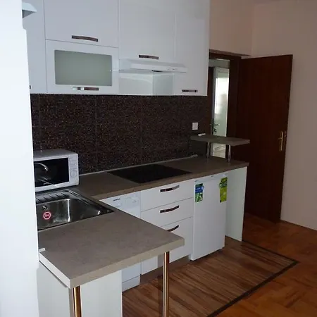Apartment White Lady Okrug Gornji