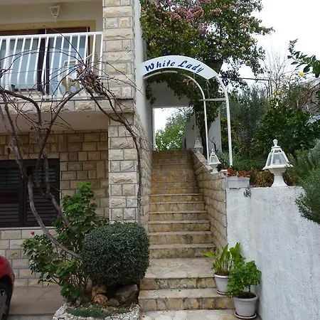 Apartment White Lady Okrug Gornji