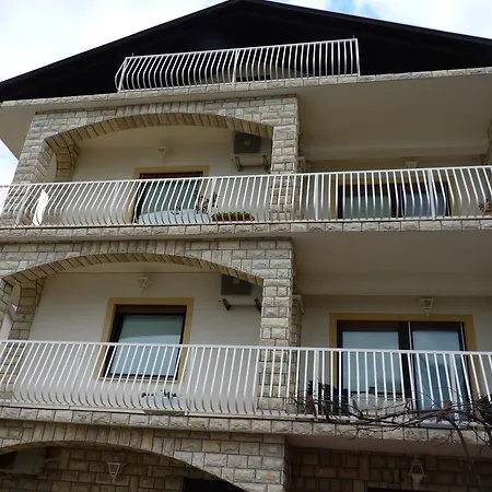 White Lady Apartment Okrug Gornji